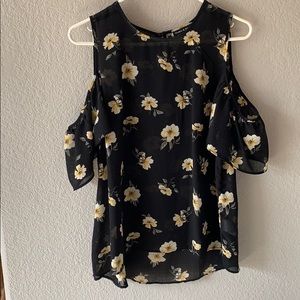 Large off shoulder top with adorable sleeves